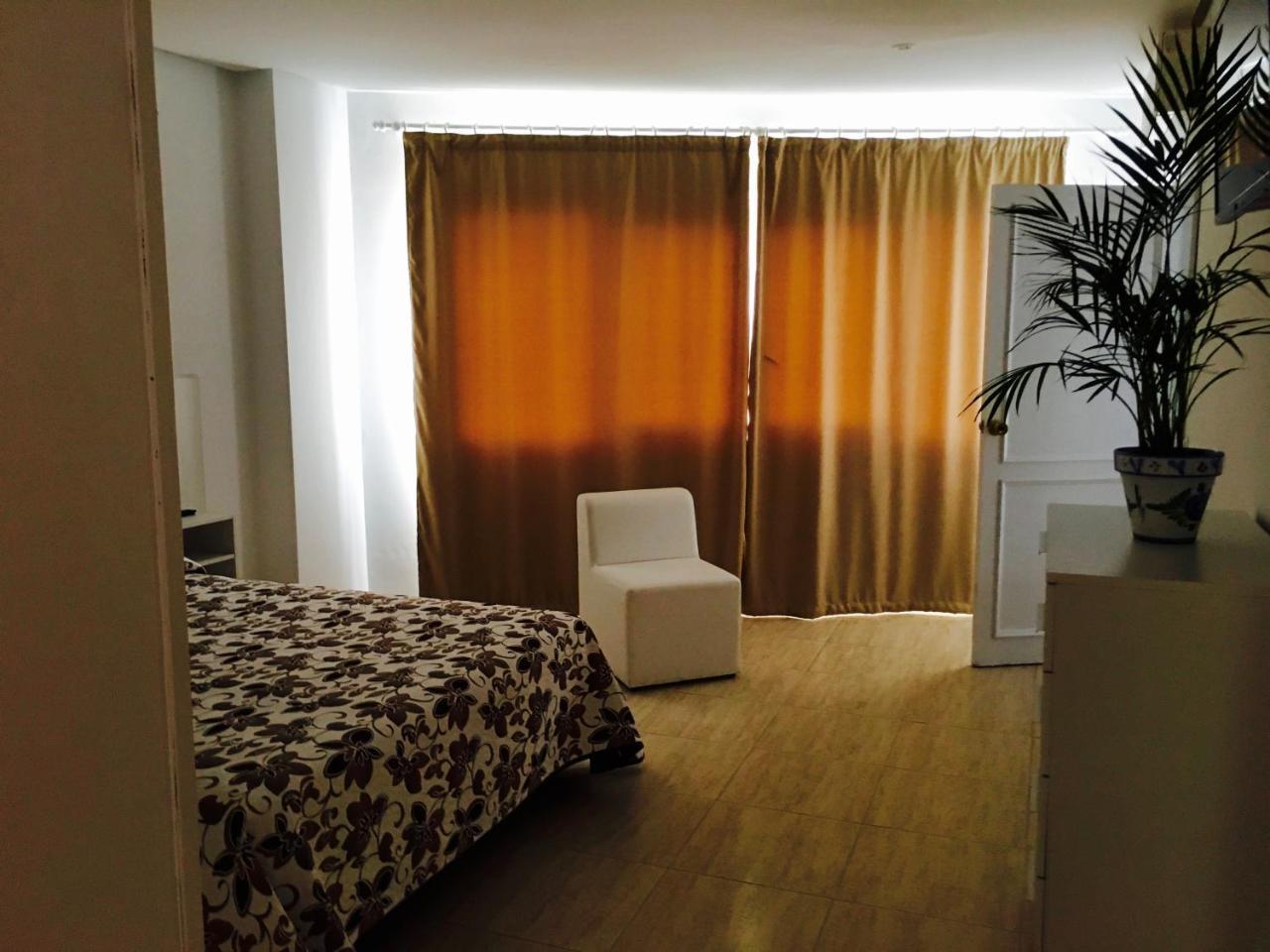 Apartamentos Carmen Teresa Torremolinos Eksteriør bilde